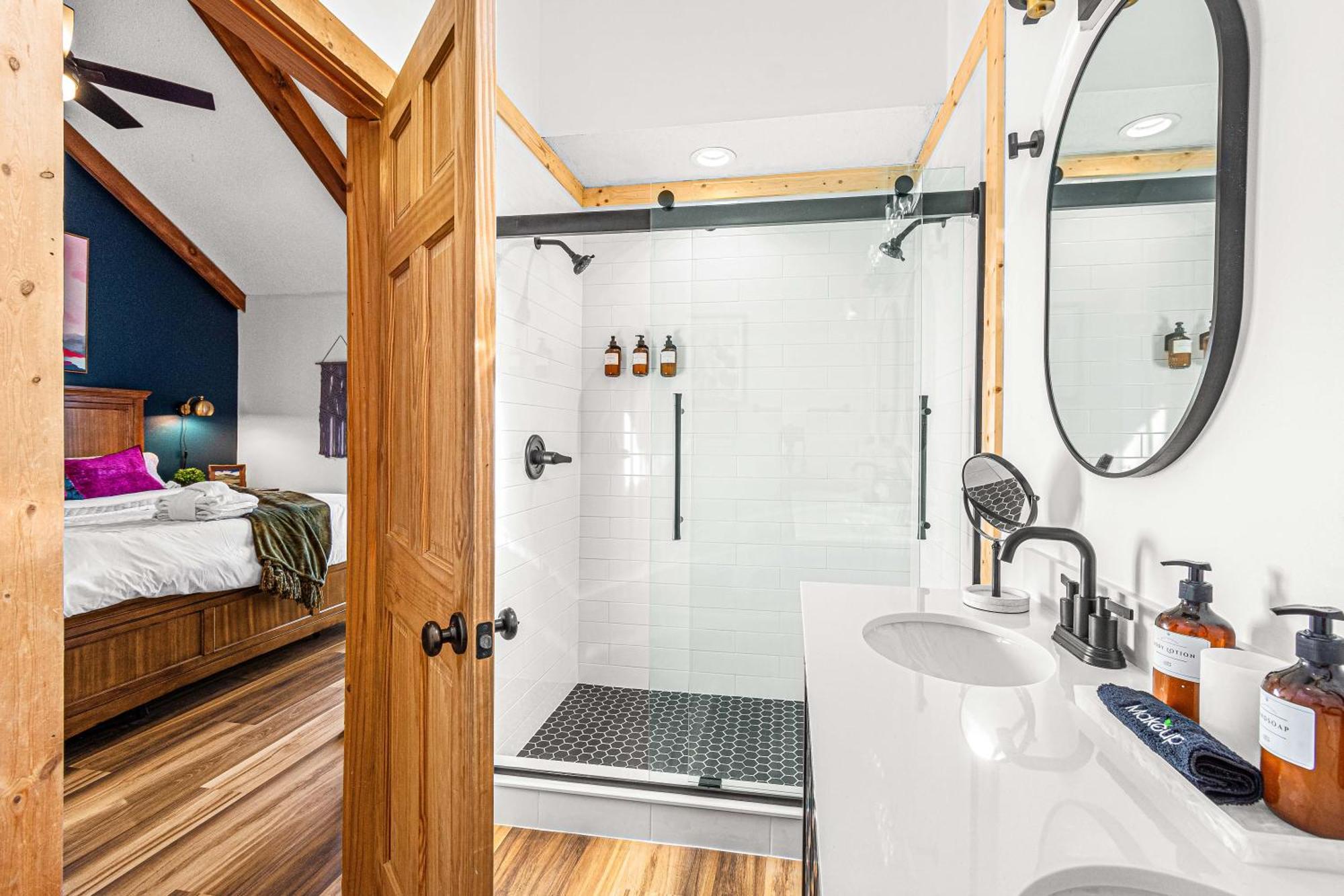 פיג'ן פורג' The Family Stone Luxe Cabin Sleeps 12 Hot Tub Dogfriendly Dollywood מראה חיצוני תמונה