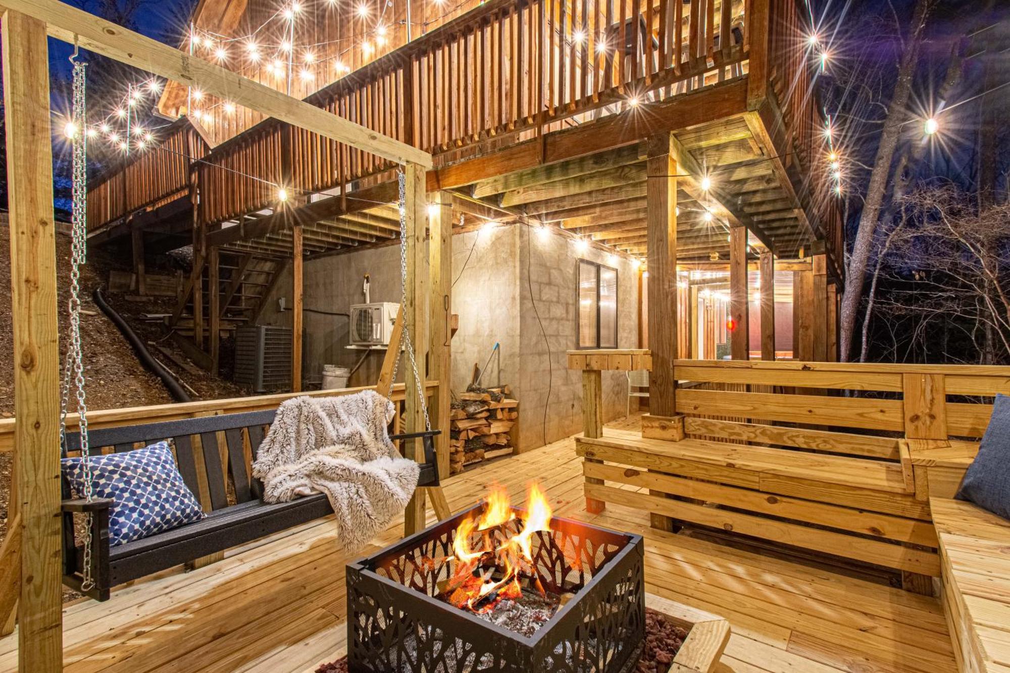 פיג'ן פורג' The Family Stone Luxe Cabin Sleeps 12 Hot Tub Dogfriendly Dollywood מראה חיצוני תמונה