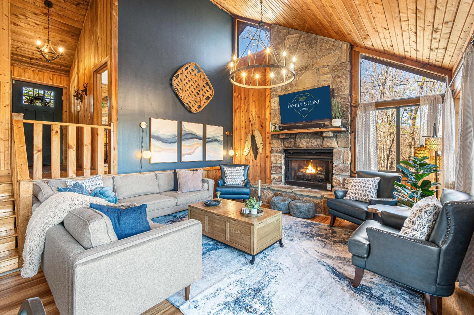 פיג'ן פורג' The Family Stone Luxe Cabin Sleeps 12 Hot Tub Dogfriendly Dollywood מראה חיצוני תמונה